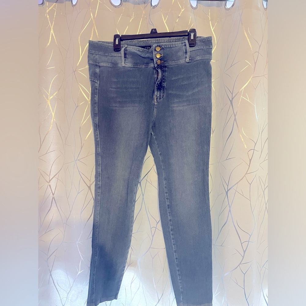 Forever 21+ stretch skinny high waist jeans size 18